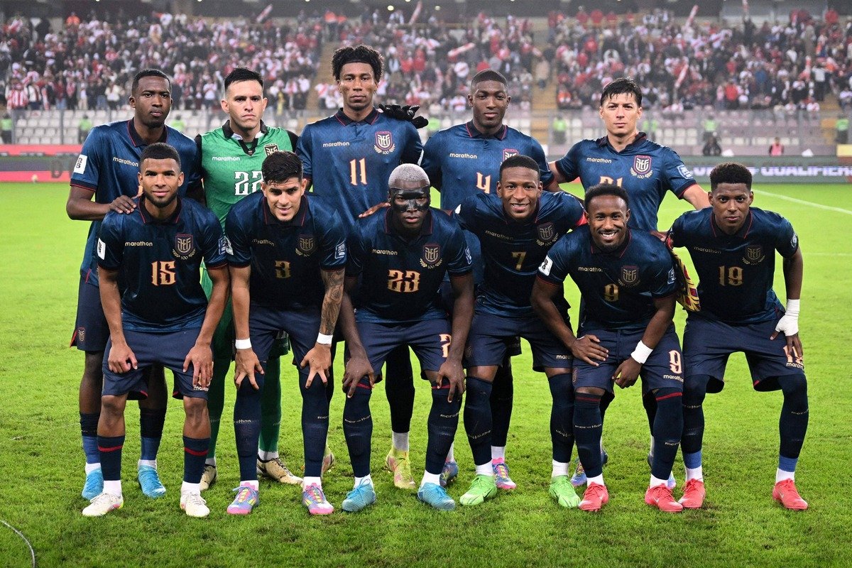 team photo for Ecuador